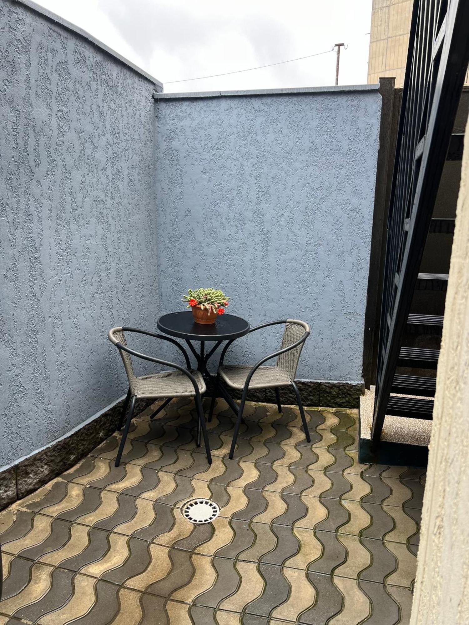 Kutaisi Apartment Ngoại thất bức ảnh